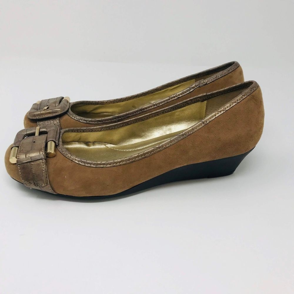 Bandolino Udella Wedge Comfort Women's Shoes